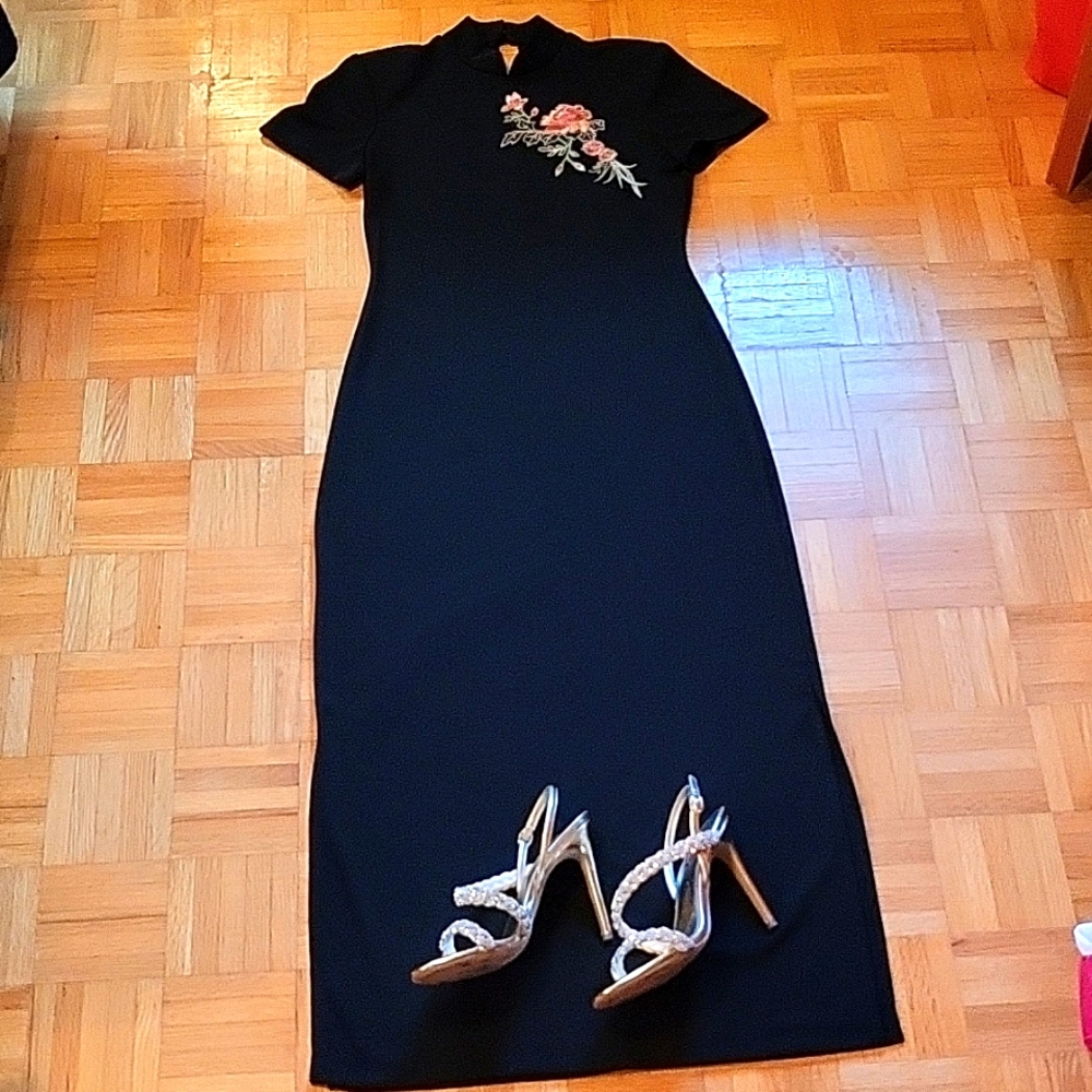 Vintage Black Mandarin-Inspired Sheath Dress, Pink/Orange Floral Embroidery, 8 - Picture 4 of 16